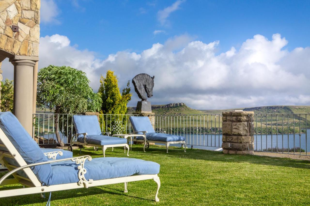 Wild Horses Lodge Harrismith Exterior photo