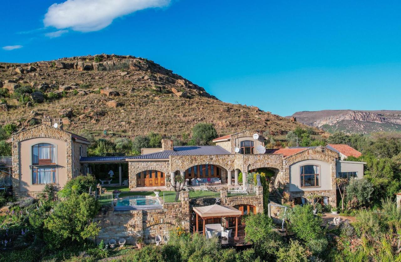 Wild Horses Lodge Harrismith Exterior photo